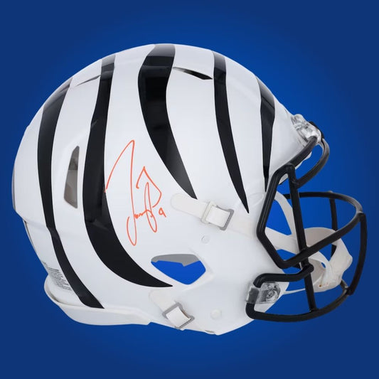 Jordan Love signed Green Bay Packers  Authentic Helmet with hologram and COA.